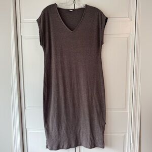 Old Navy Ribbed V-Neck Midi Dress - Taupe